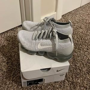 W Air Vapormax Flyknit 3/ white-pure platinum